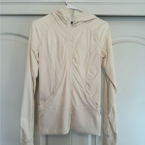 Lululemon jacket size 6